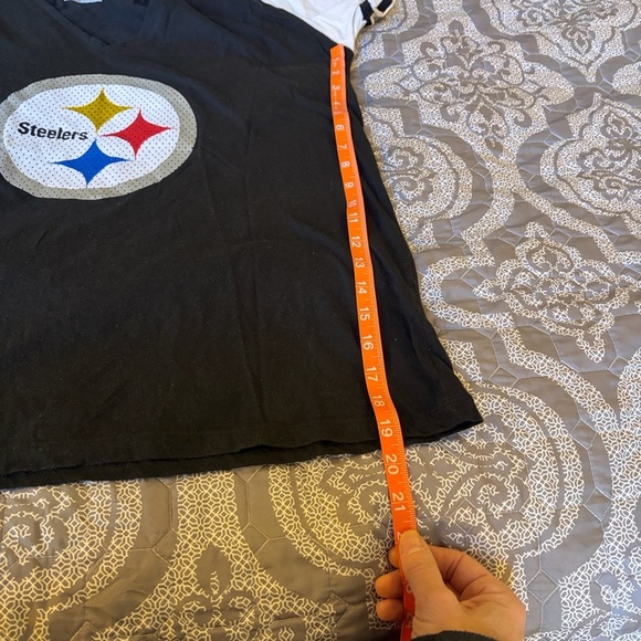 Steelers Black and White V-Neck T-Shirt Women’s XXL -Polanski - Picture 9 of 9